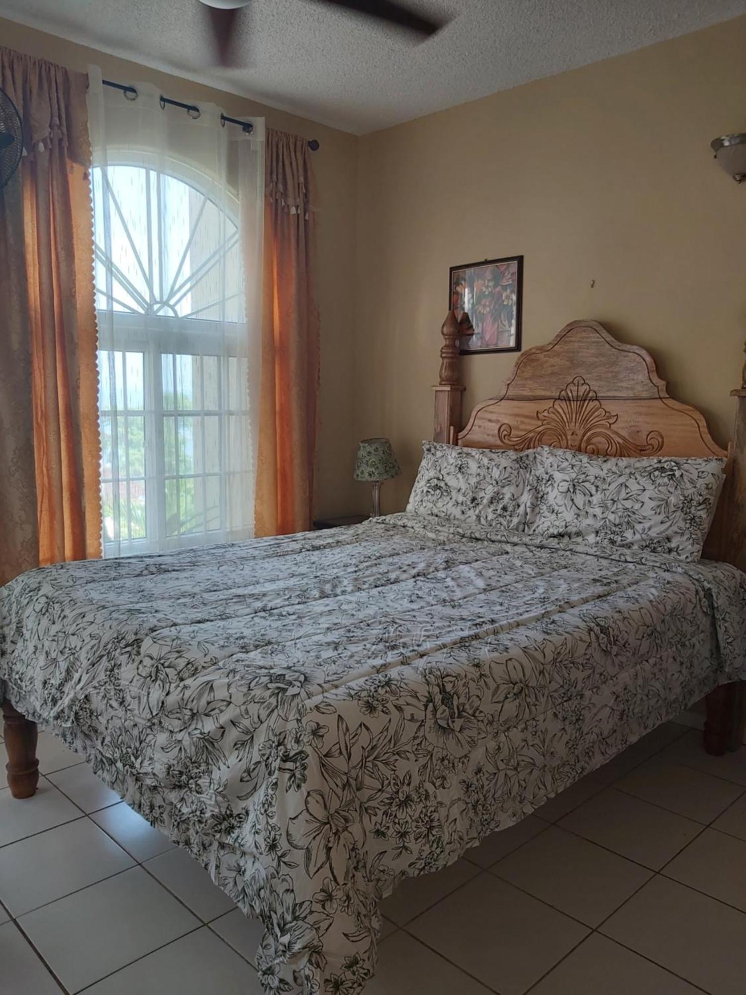 Elegant Condo Awesome View Ocho Rios Room photo